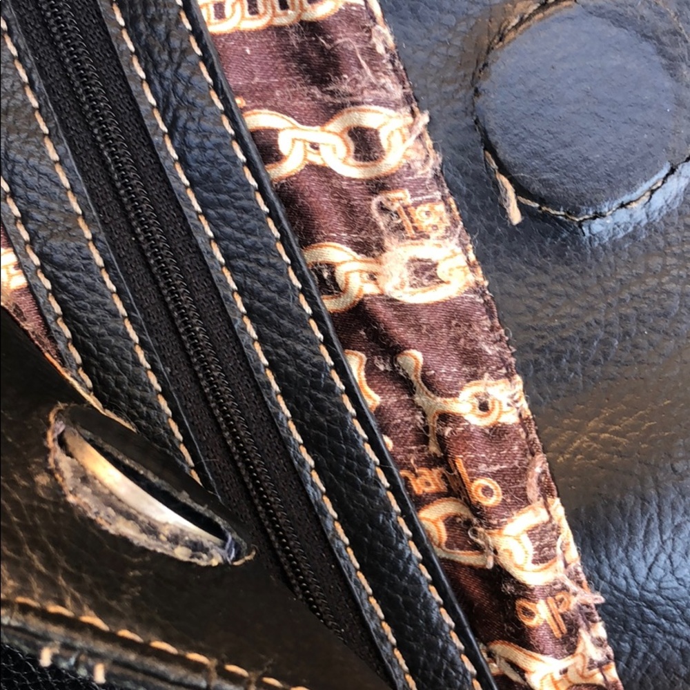 TIGNANELLO Black Pebble Leather Shoulder Bag - Picture 10 of 16